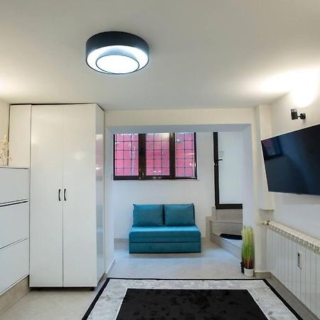 Studio With Courtyard Just Steps Away Vitosha Str София Экстерьер фото